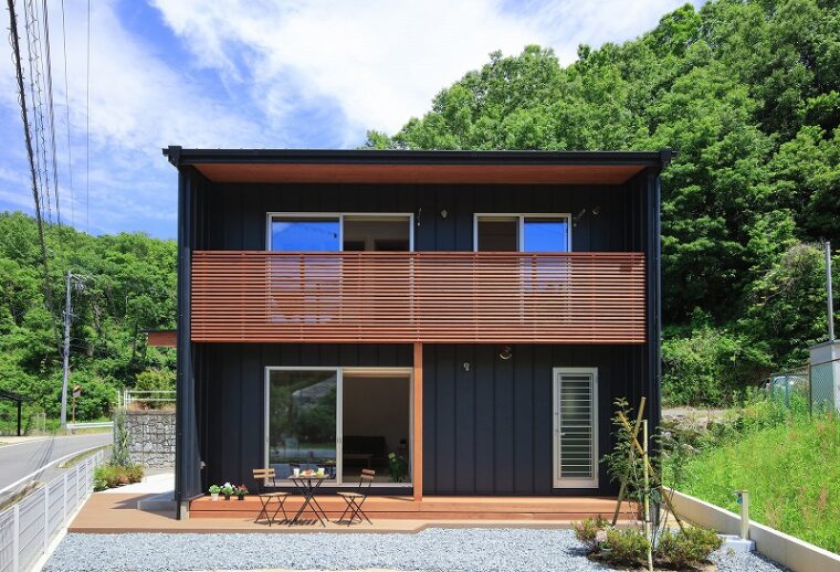 自然の風が好きで、家の窓をすべて開けて、リビングでゆっくり過ごす時間が気持ちいい　ラインナップ／雨楽5